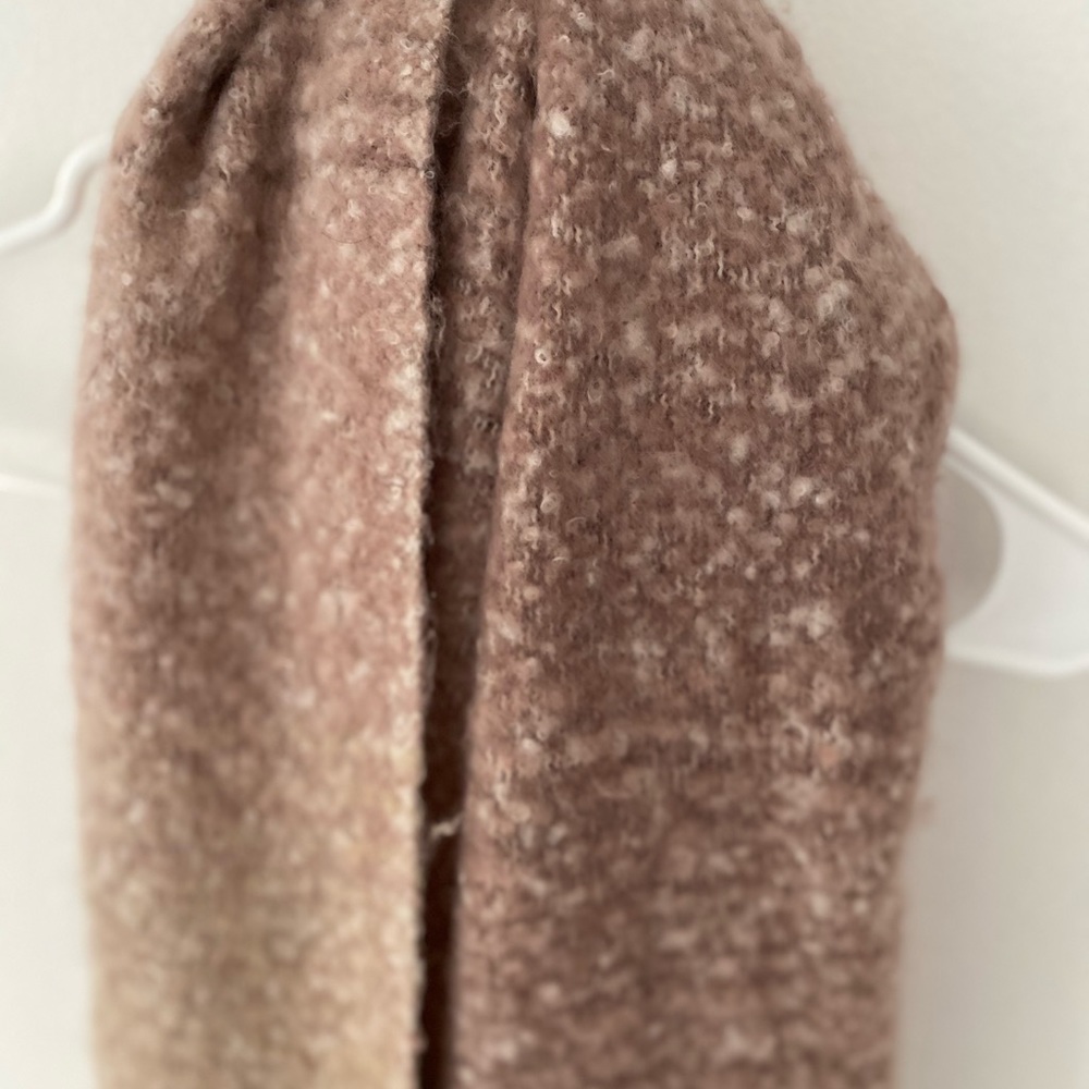 ASOS ombré scarf - Picture 4 of 5